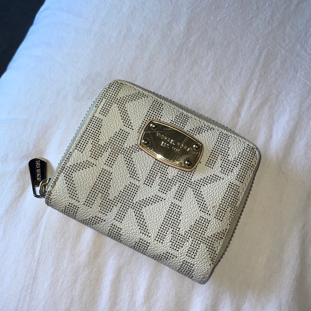 Michael Kors wallet